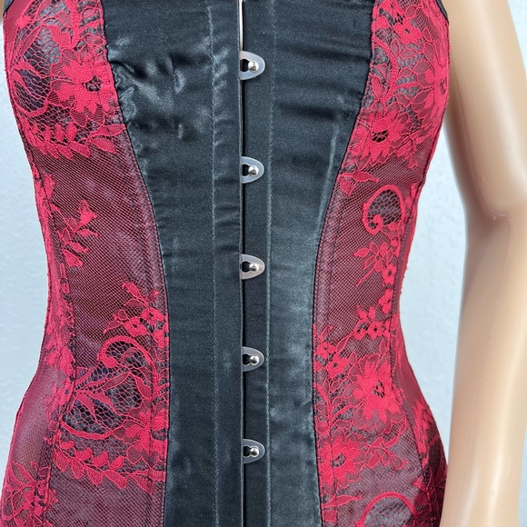 Adore Me Red Lace Overlay Black, Corset, Adjustable Y2K Goth Grunge Fairy - Picture 2 of 5